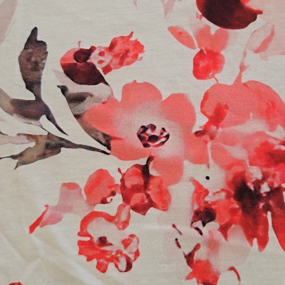 Roserock Closet Pink Floral T-shirt Size XL - Picture 2 of 7